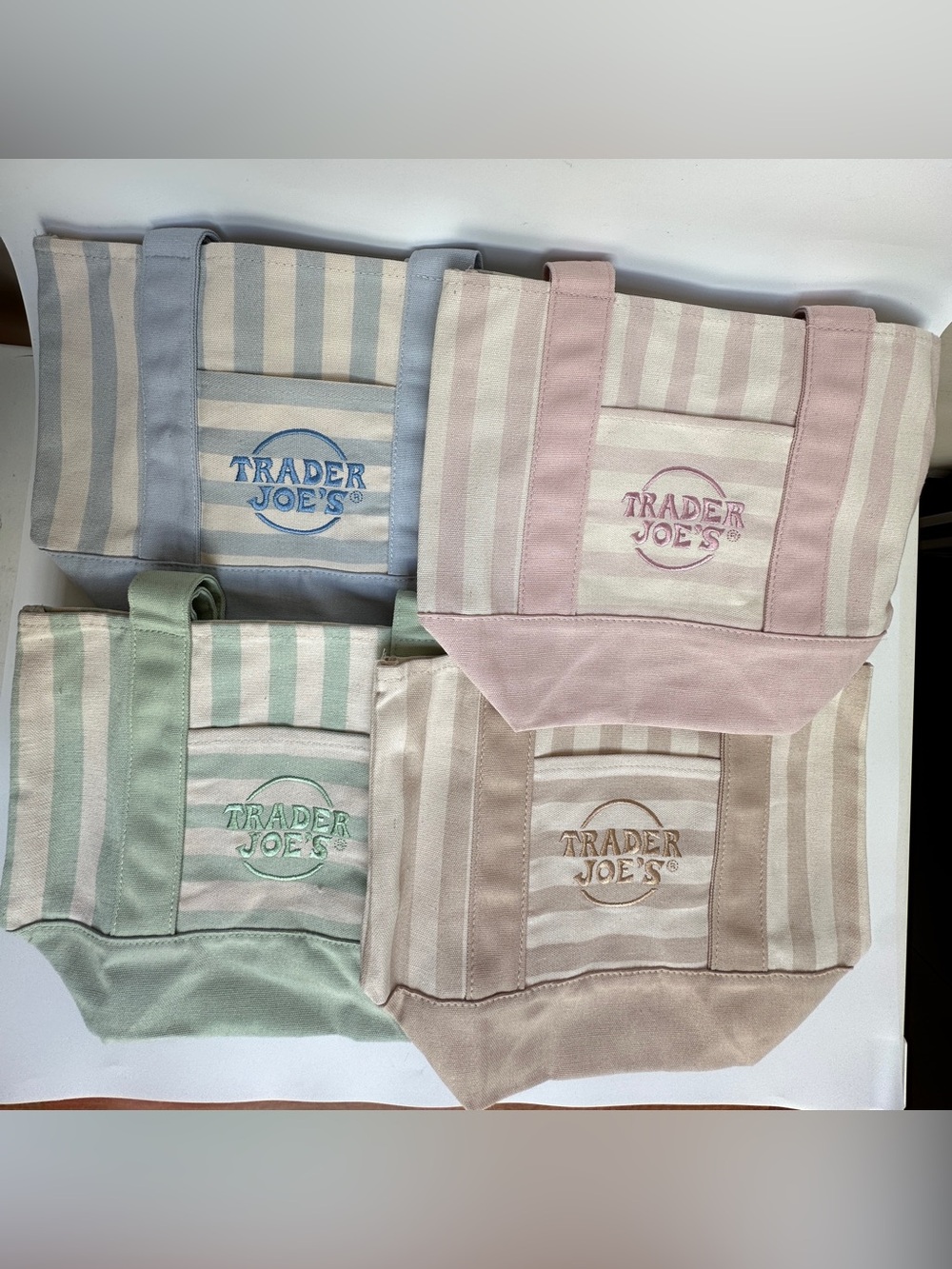 Trader Joe’s Pastel Striped Mini Canvas Tote Bag Set of 4‎ NWT